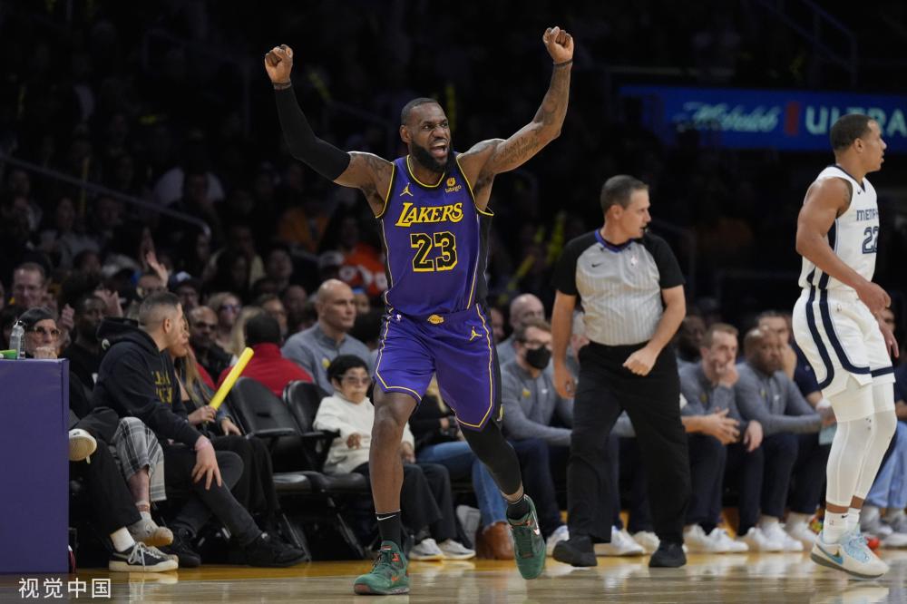 青岛男篮的 青岛男篮的